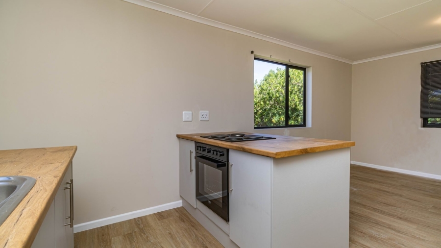6 Bedroom Property for Sale in Hunters Home Western Cape